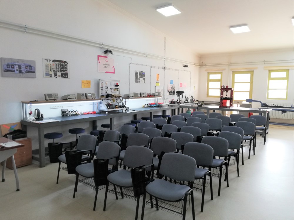 maltepe university aircraft technologies lab (5)